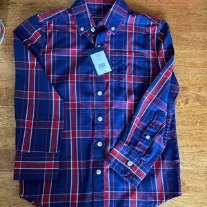 NWT Crown & Ivy red and blue plaid button down shirt. Boys small